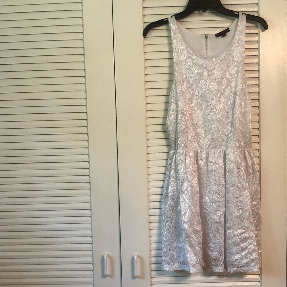 White/pearl lace cocktail dress